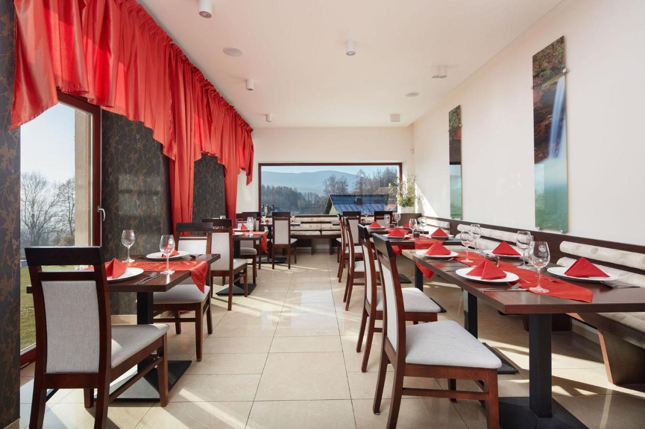 Hotel Slunny Dvur Jesenik Ngoại thất bức ảnh