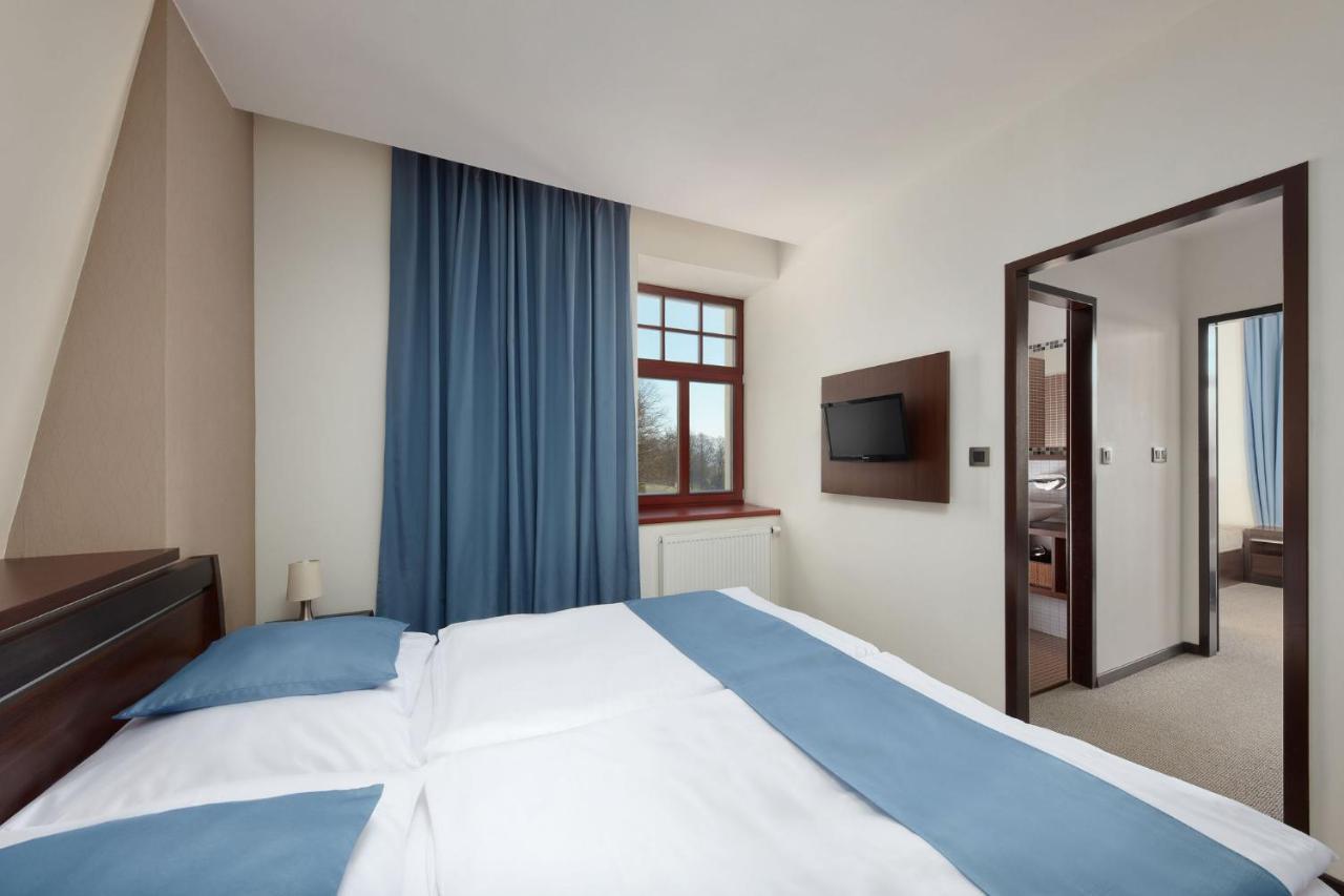 Hotel Slunny Dvur Jesenik Ngoại thất bức ảnh