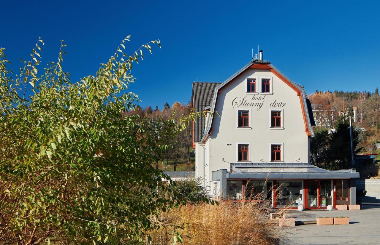 Hotel Slunny Dvur Jesenik Ngoại thất bức ảnh