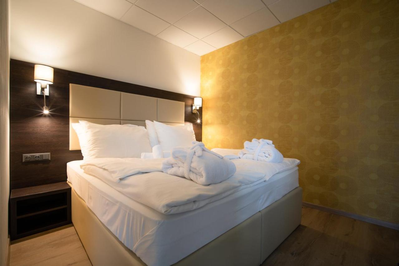 Hotel Slunny Dvur Jesenik Ngoại thất bức ảnh
