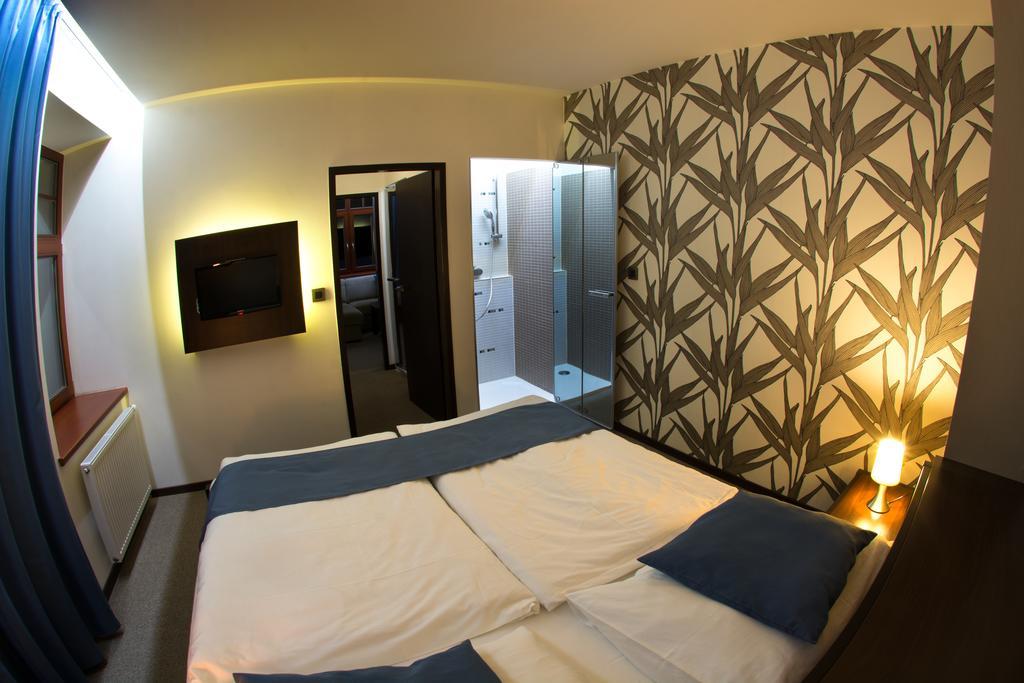 Hotel Slunny Dvur Jesenik Ngoại thất bức ảnh